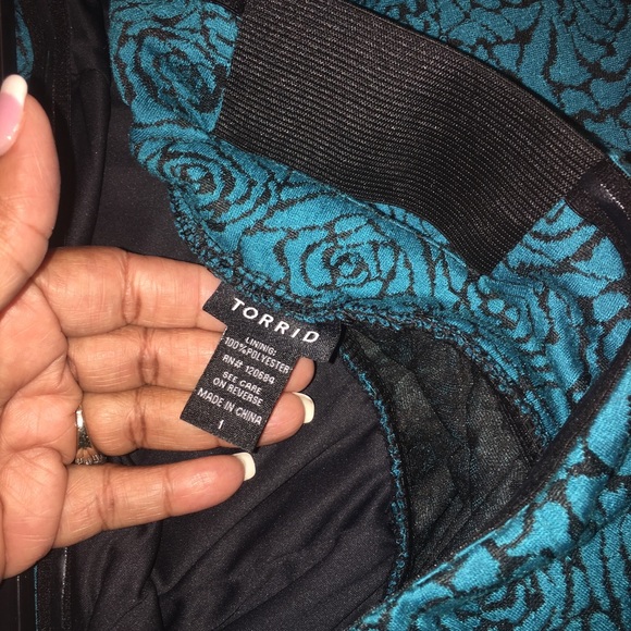 NWT Torrid strapless top - Picture 2 of 3